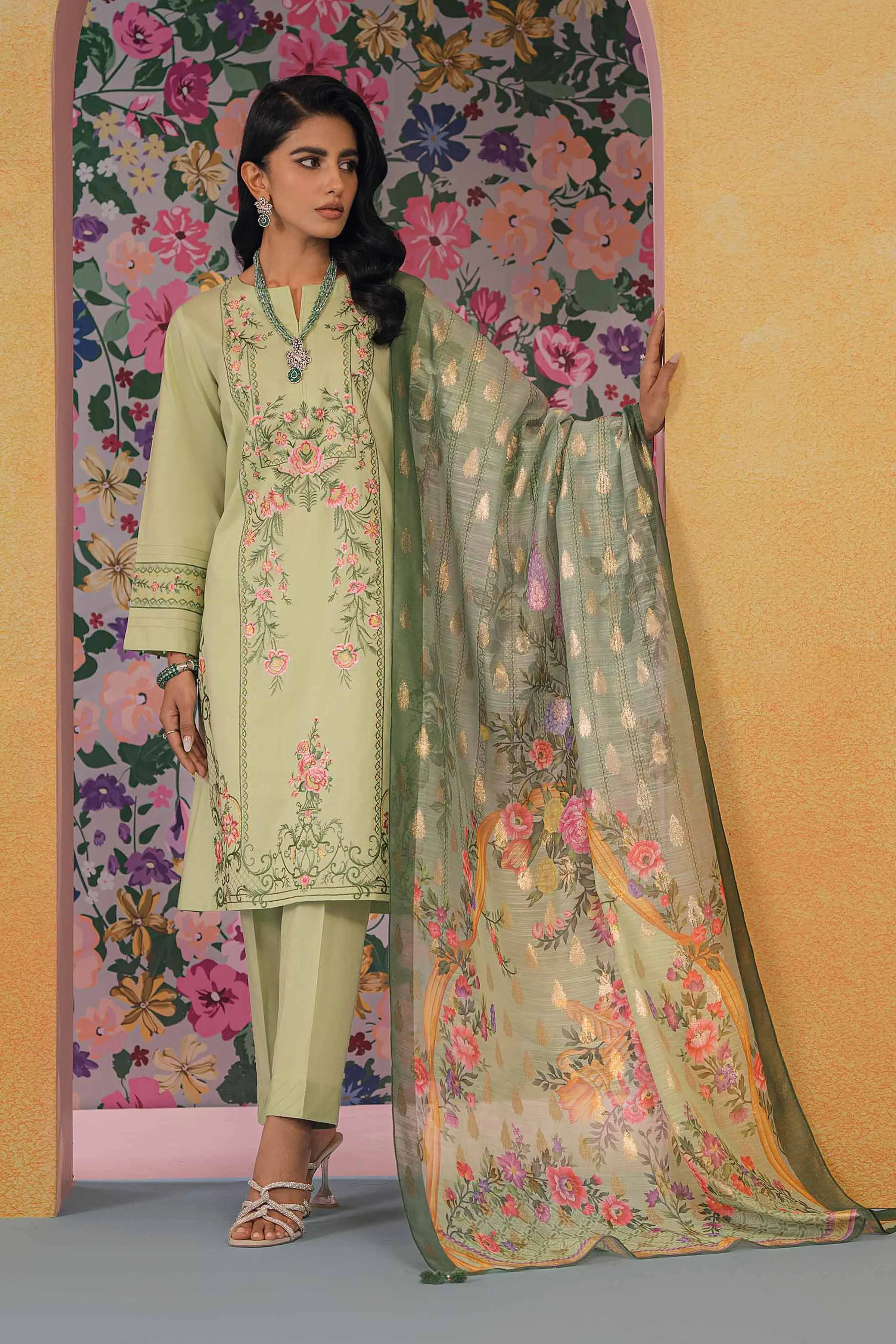 2 Piece - Embroidered Suit - 42301618