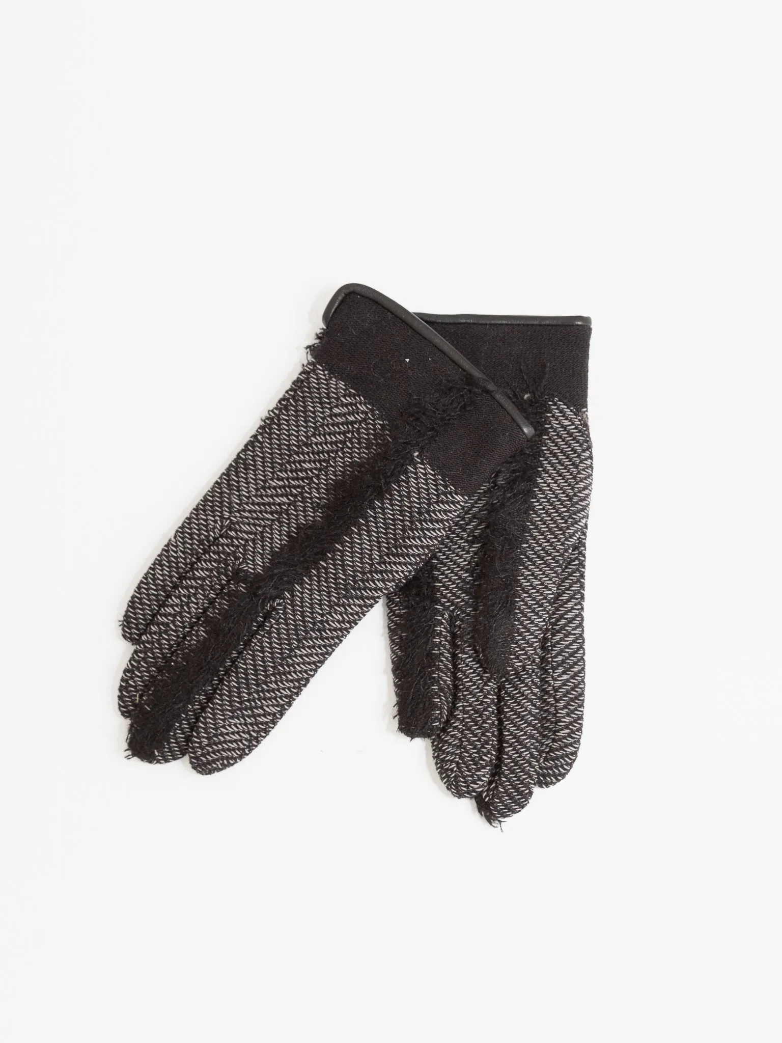 Antipast Fringe Cashmere Gloves, Black