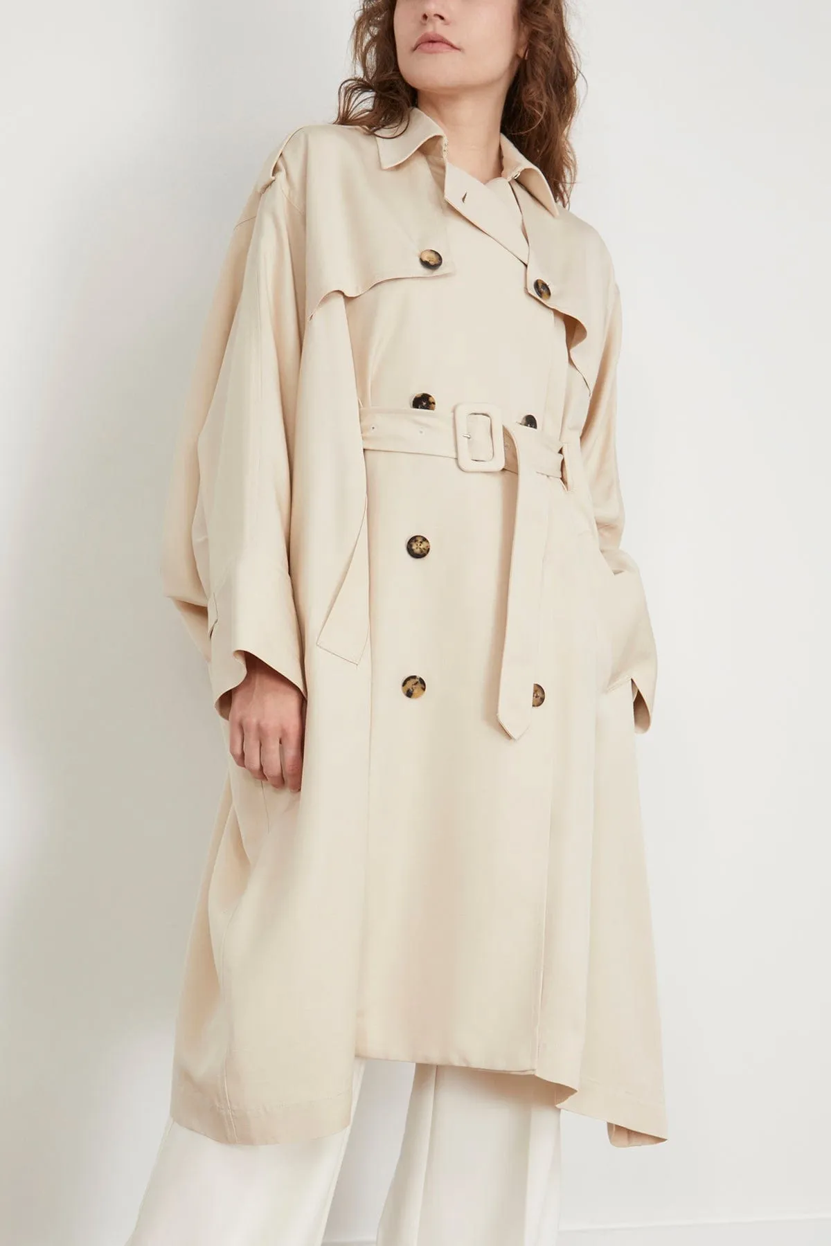 Caftan Trench Coat in Fawn