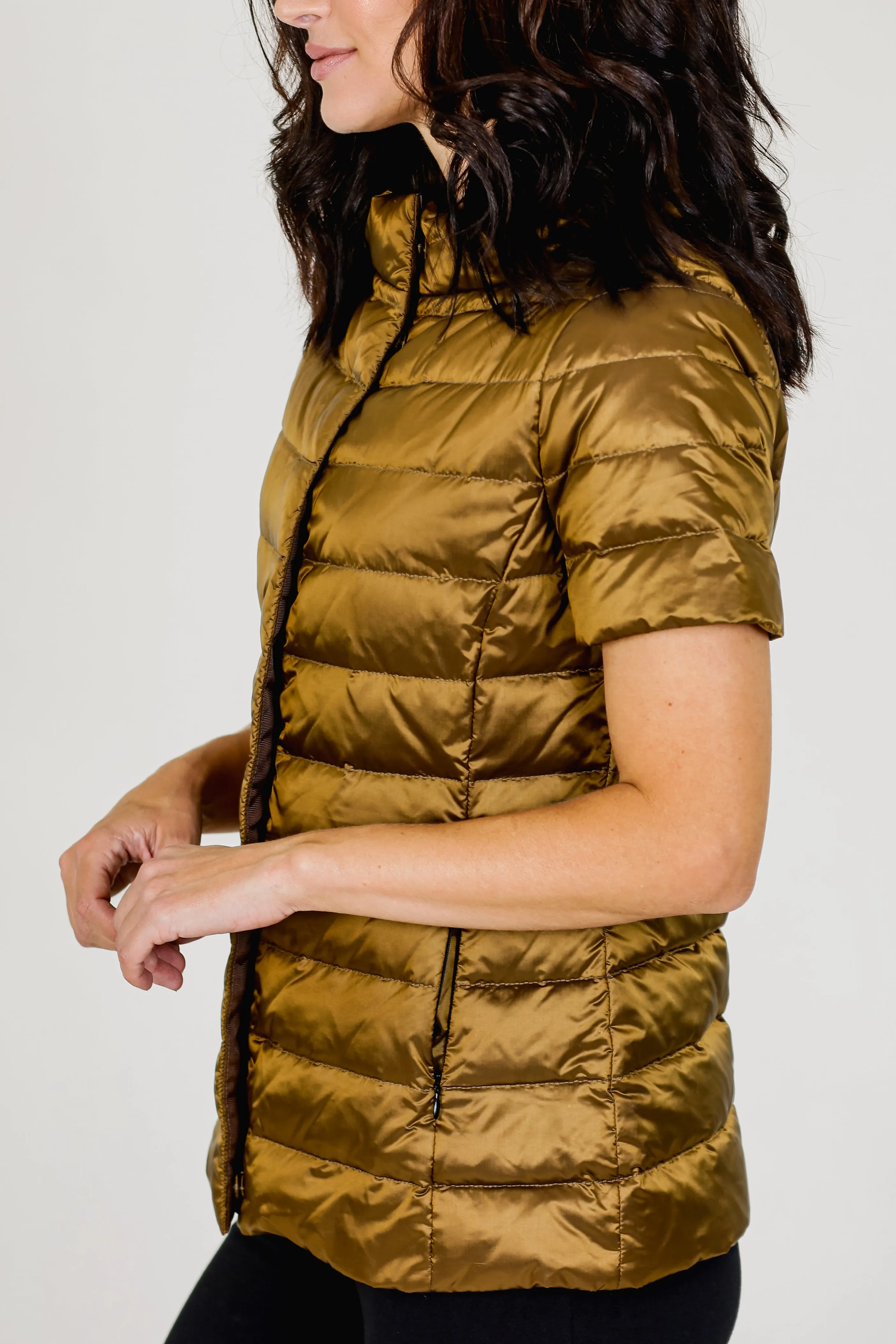 Chalet Short Sleeve Down Jacket