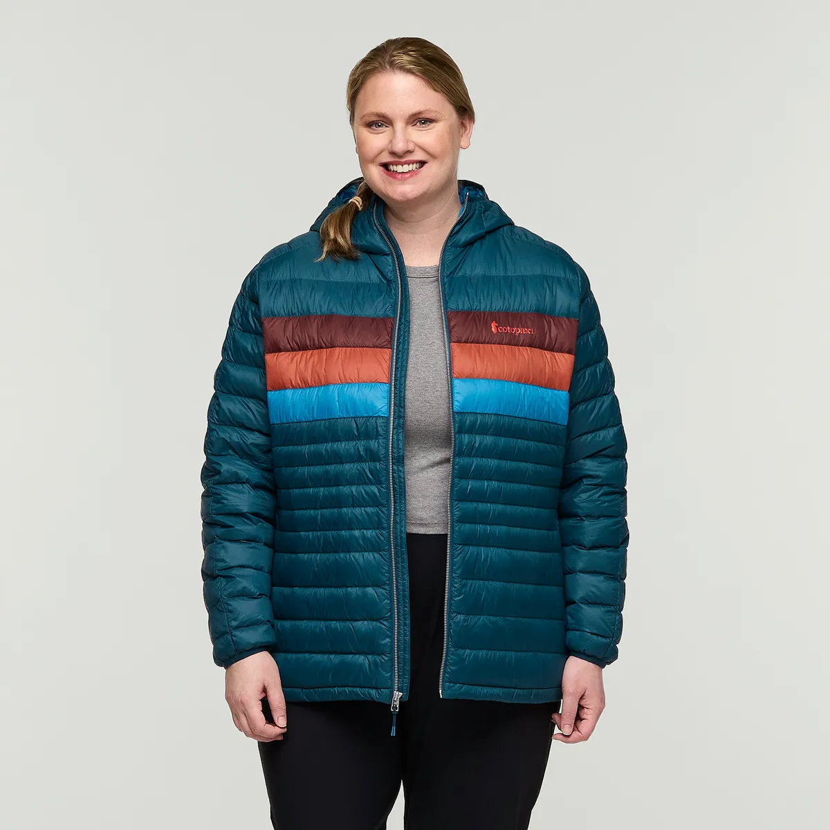 Fuego Hooded Down Jacket - Women's