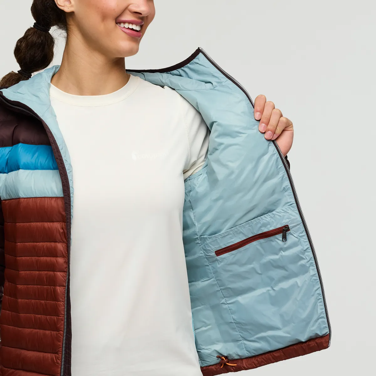 Fuego Hooded Down Jacket - Women's