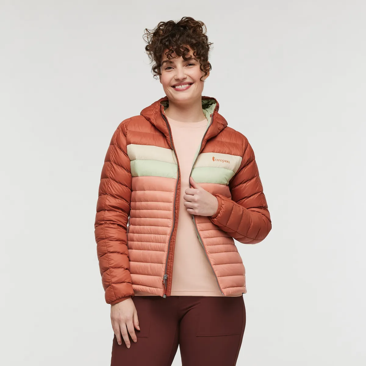 Fuego Hooded Down Jacket - Women's