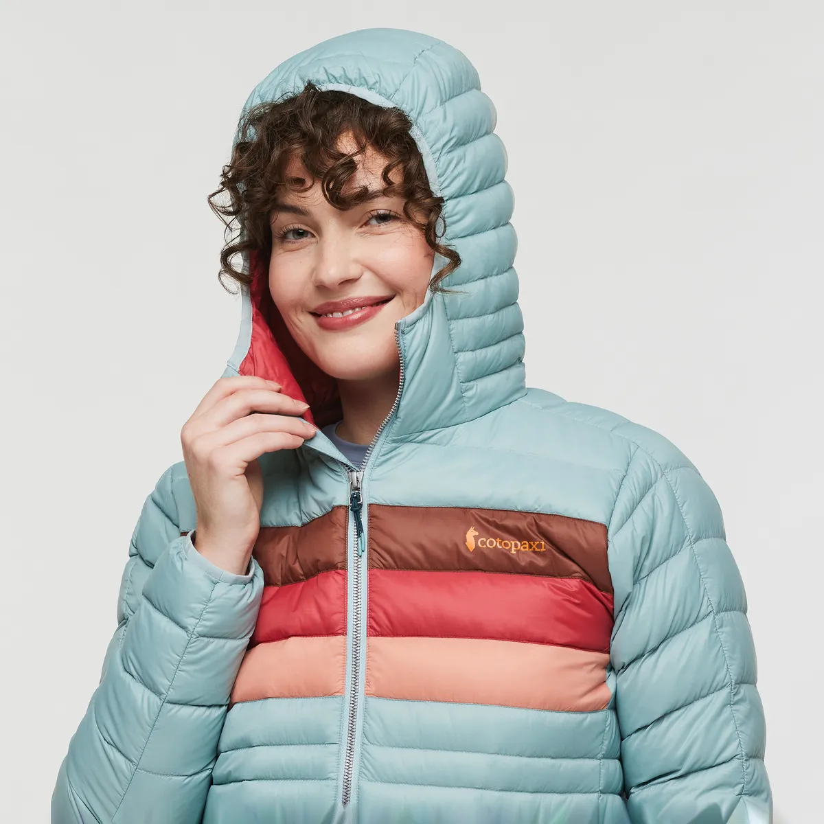 Fuego Hooded Down Jacket - Women's