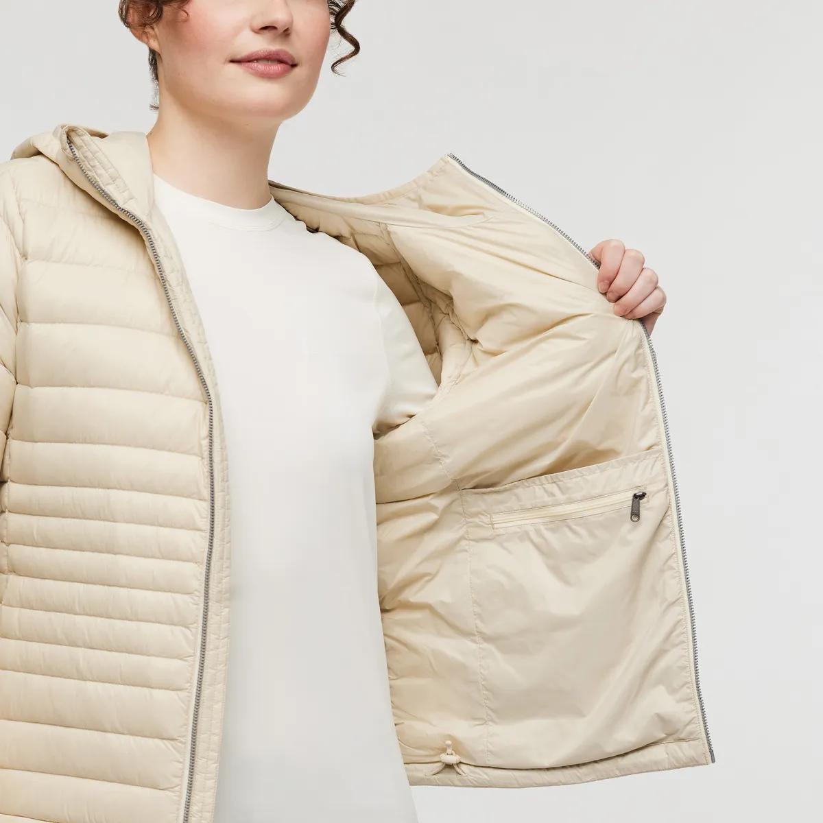 Fuego Hooded Down Jacket - Women's