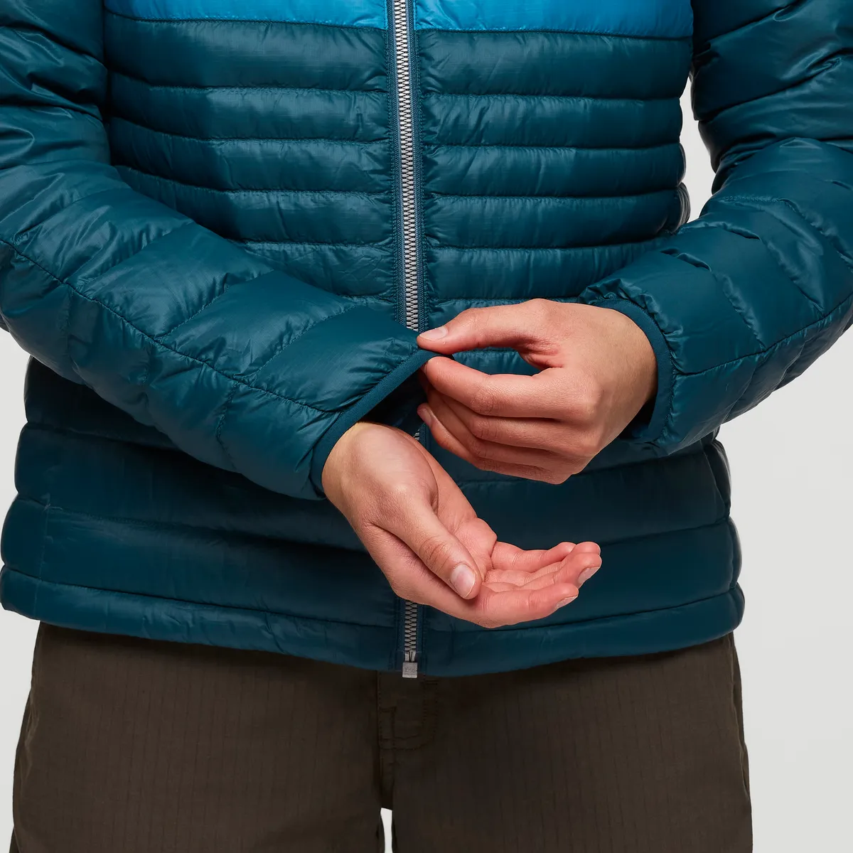 Fuego Hooded Down Jacket - Women's