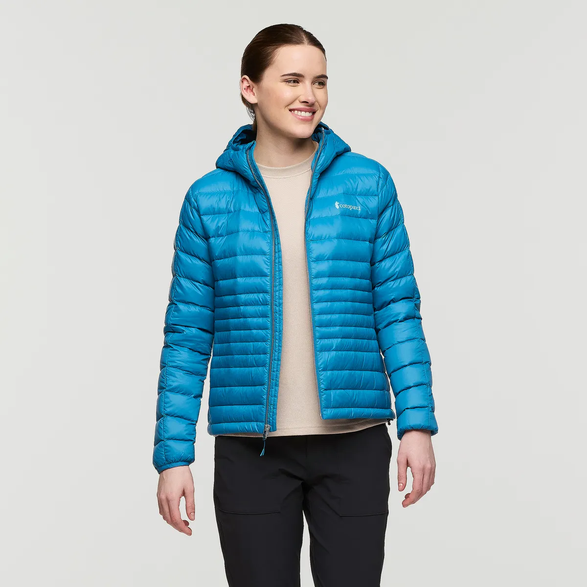 Fuego Hooded Down Jacket - Women's