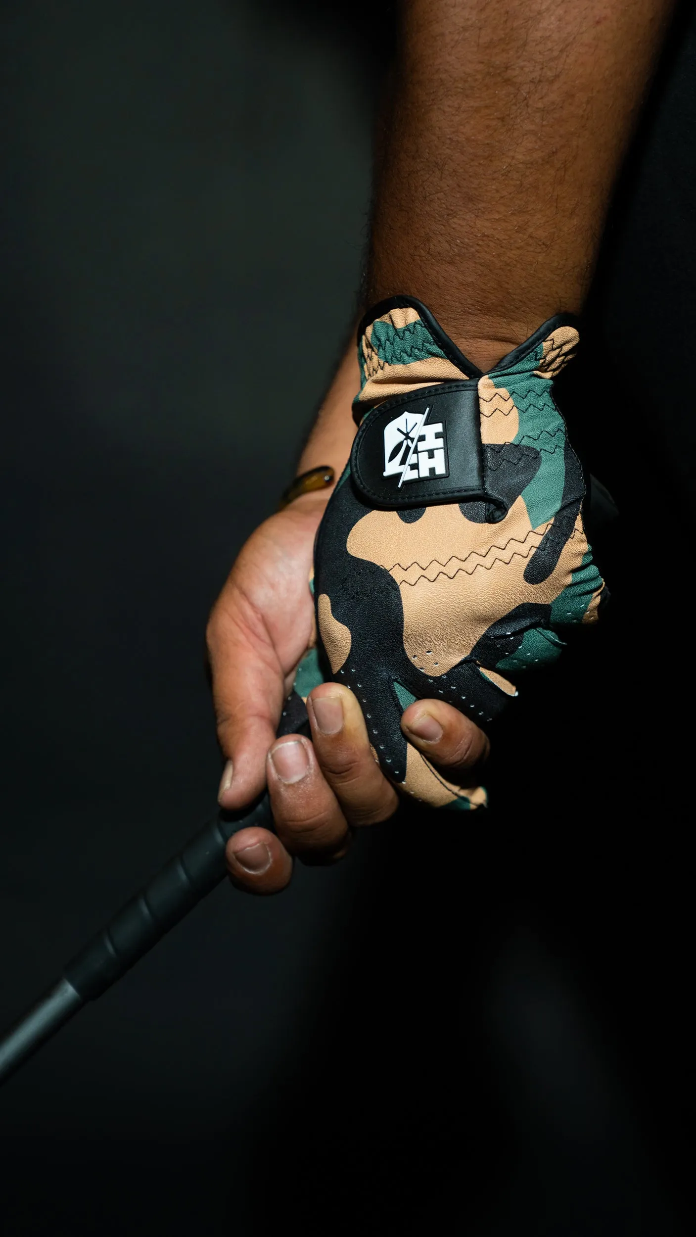 GREEN CAMO GOLF GLOVES (RIGHT ONLY)