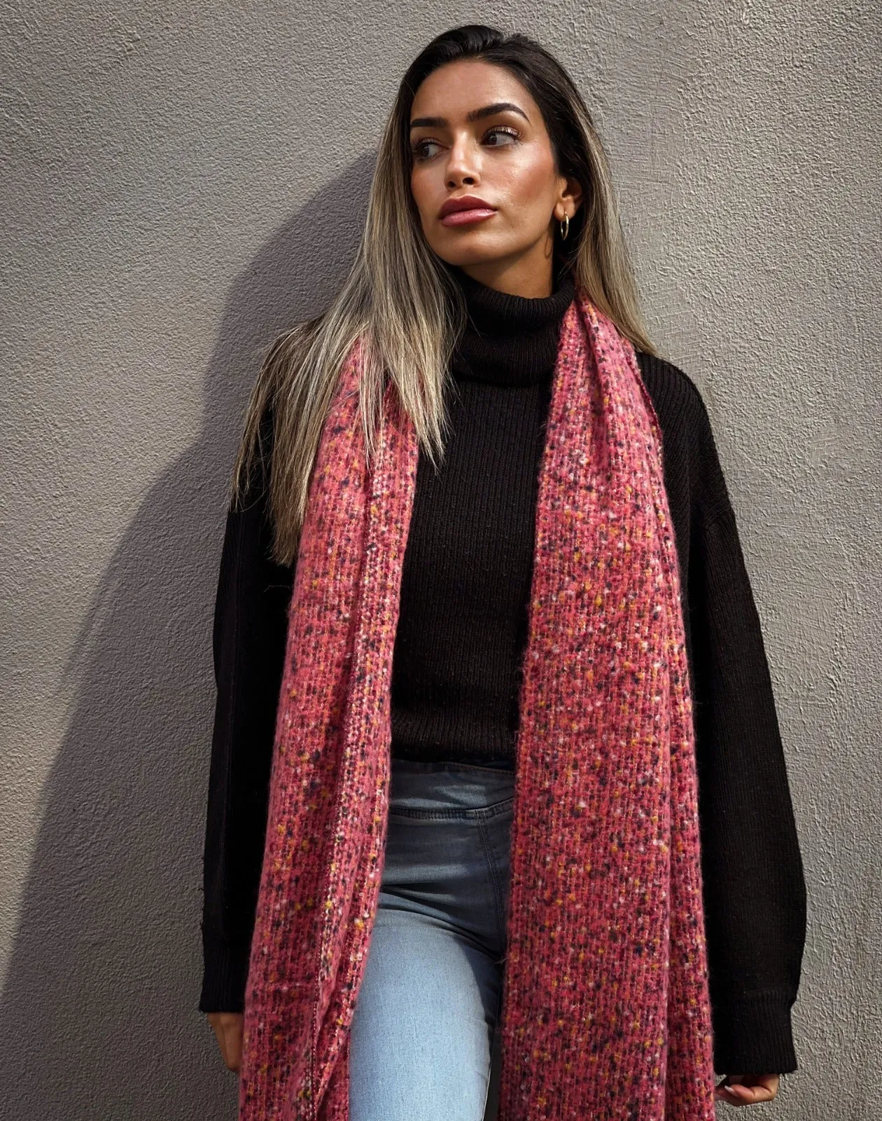 Sprinkled Winter Scarf Pink