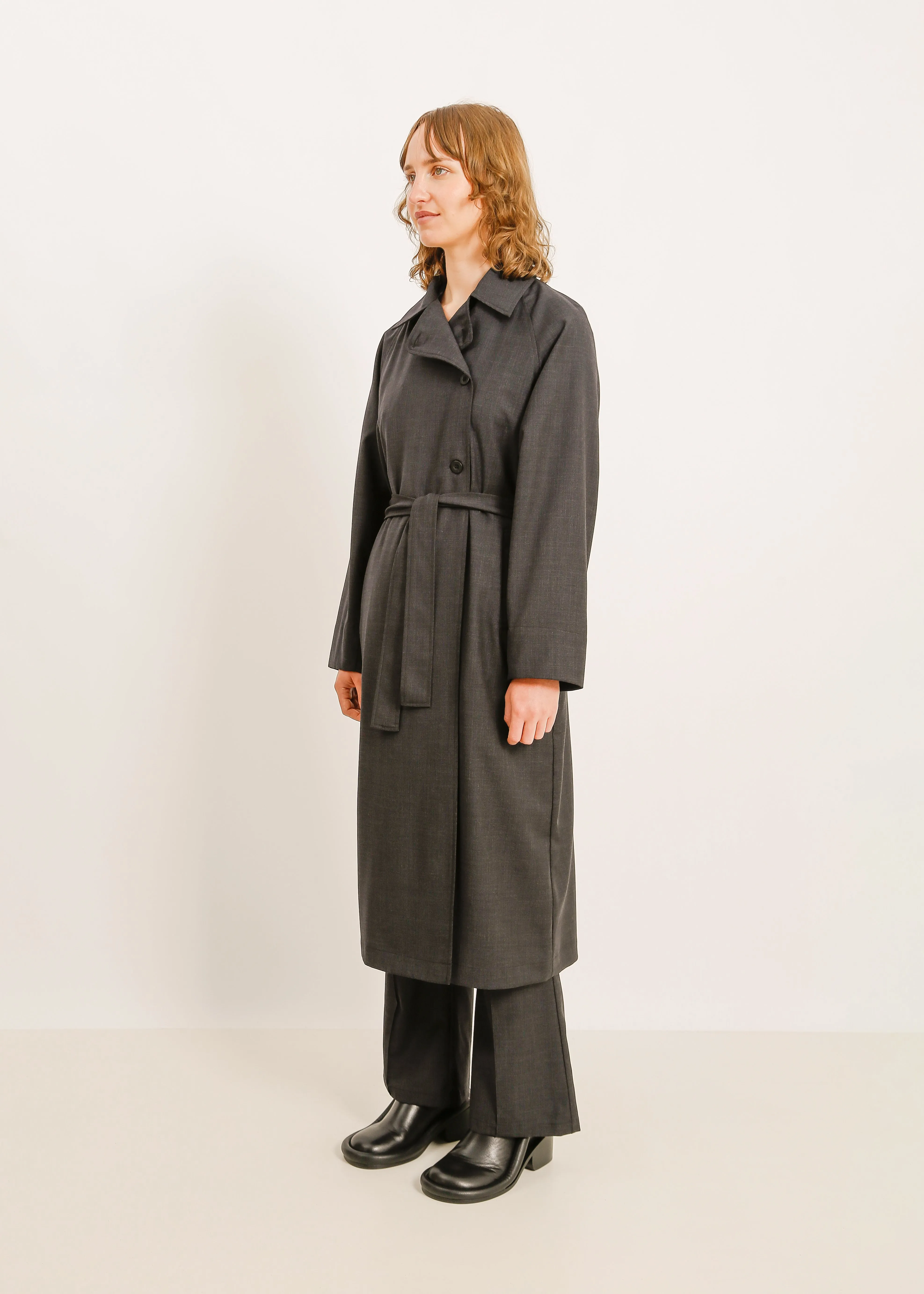 W24 | FIONA TRENCH / CHARCOAL