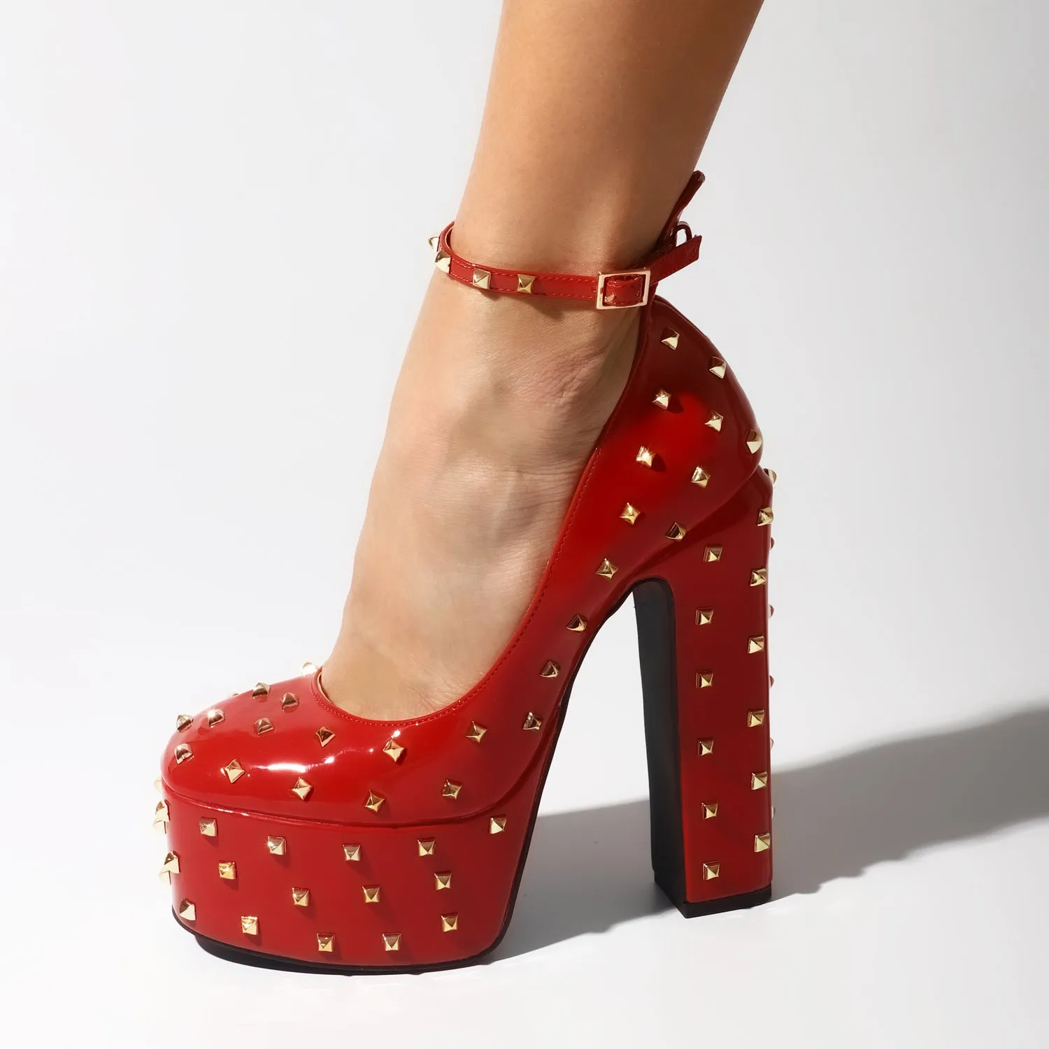 Zapatillas Victoria rockstud rojas